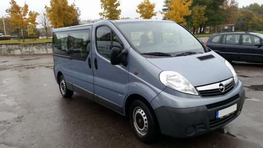 Mikroautobusų nuoma Vilniuje - Be vairuotojo - Atnaujinome transporto parką Opel Vivaro 8 vietų.