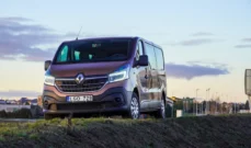 Renault Trafic 8 vietų mikroautobuso nuoma be vairuotojo