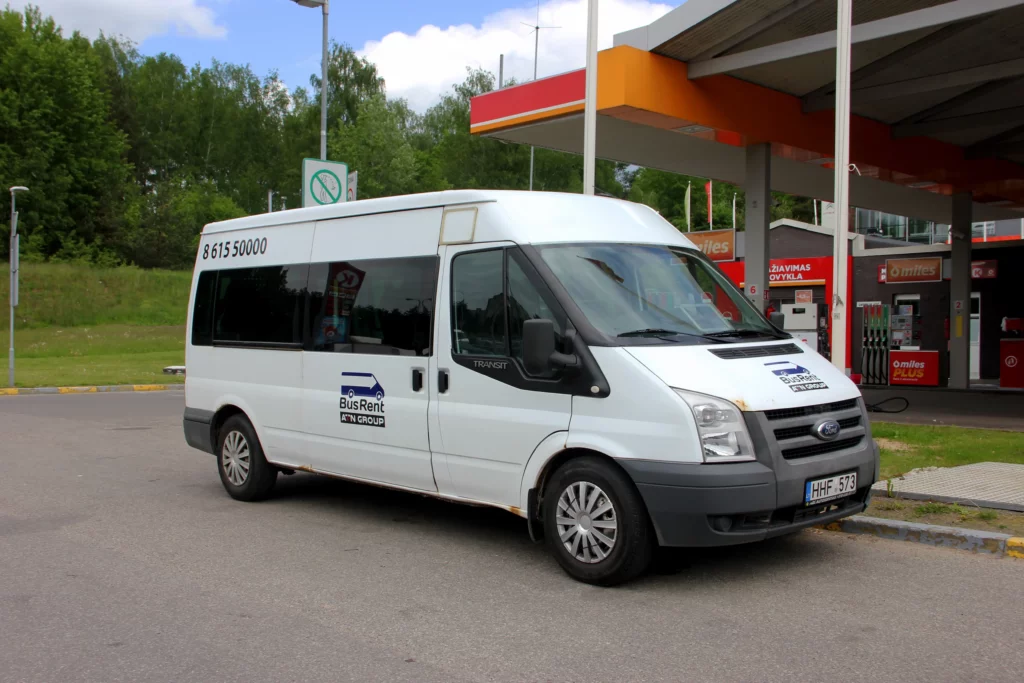 Mikroautobusų nuoma 16 vietų.