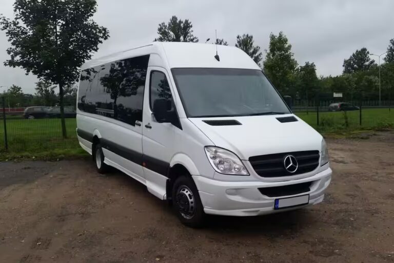 30 vietų mikroautobusų nuoma