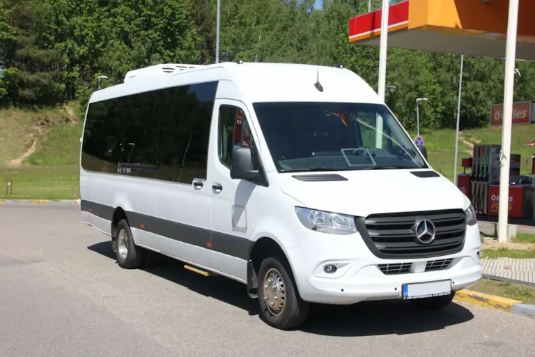 Keleivinių mikroautobusų nuoma