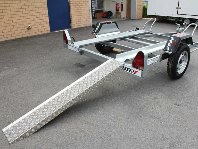 Motociklo priekabos nuoma